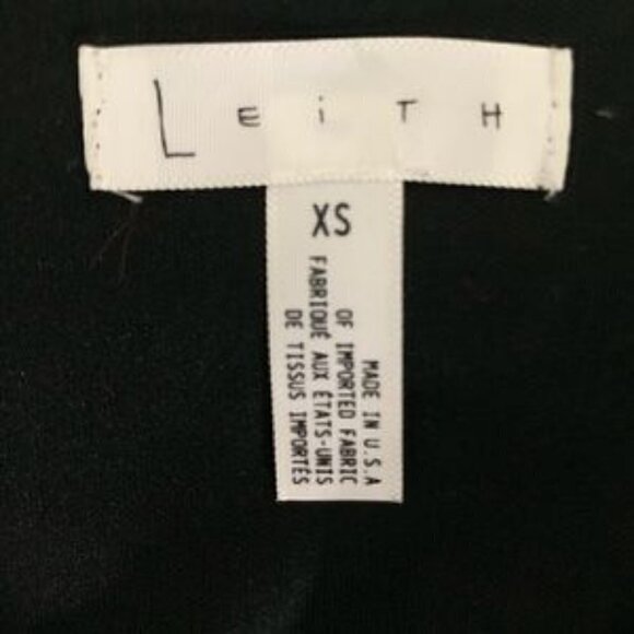 Leith floral short faux wrap romper extra small FINAL CLEARANCE PRICE $10 - Picture 8 of 8